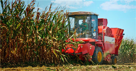 雷沃阿波斯再獲多項“全國農(nóng)機用戶滿意品牌”殊榮，農(nóng)業(yè)機械銷售再創(chuàng)佳績