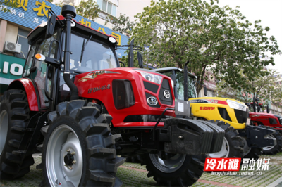 冷水灘 農機銷售旺，全力備春耕